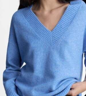 Mango Donatelo V-Neck Sweater in Blue